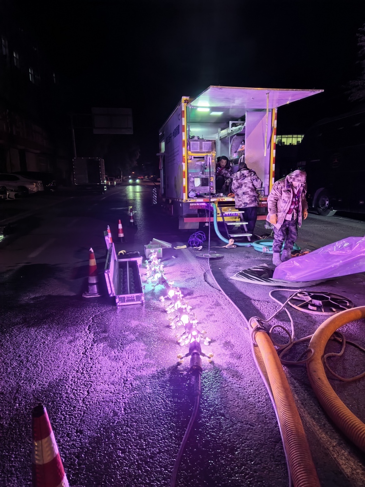 沿河管道非开挖修复